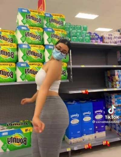 Zainab Abbas sub, if you like this ass come thru