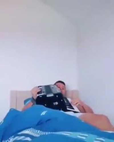 least based balkan man 💪😎