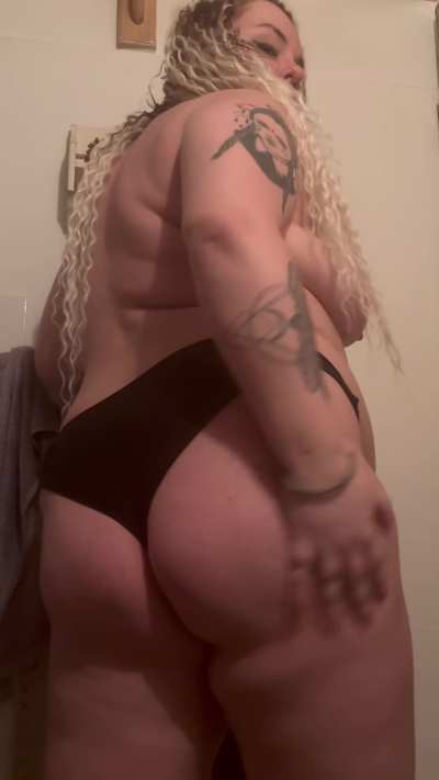 Where are all the men who like to eat out fat girls 