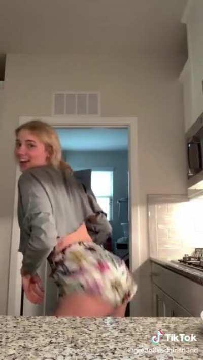 Small but she still moves it