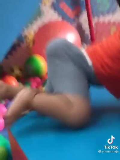 We all know what his mom looks like now.