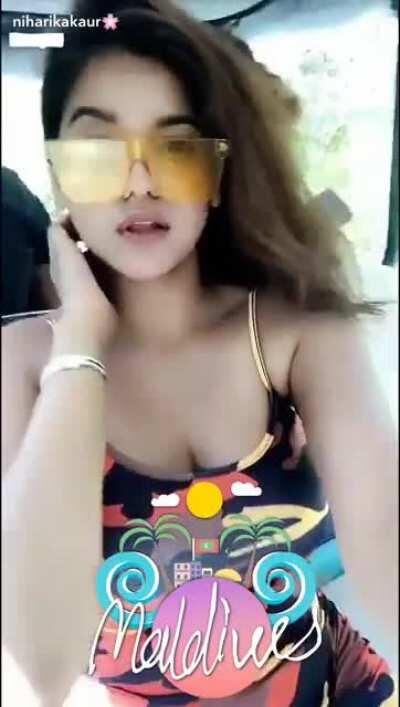 Niharika kaur Jiggles