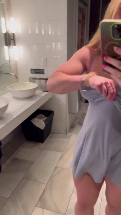 This lady definitely got a show 😅