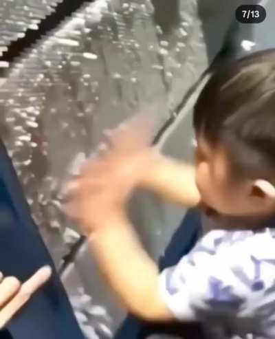 Traumatizing the child in 3, 2, 1...