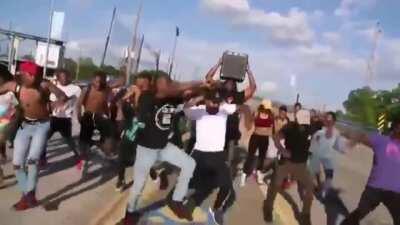 Yo y los compas viendo un video de Rubius en 2013