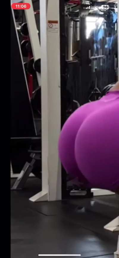 Our girlie @makaylaanisa trying to be relatable and filters her arse at the same time 😂