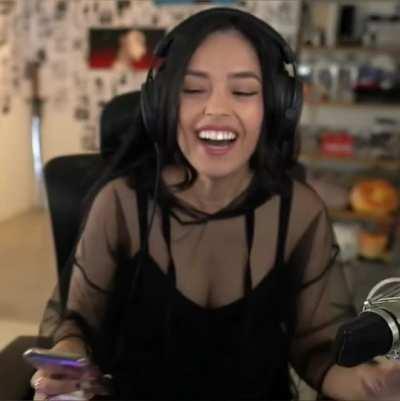 one of her best stream outfits for sure