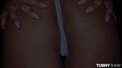 Lily Starfire anal experience