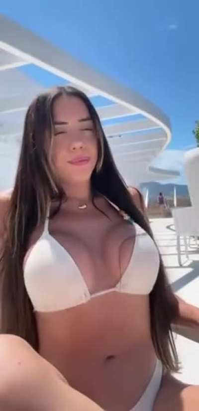 Life is beautiful. 🌸