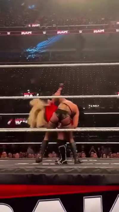 Rhea vs liv 