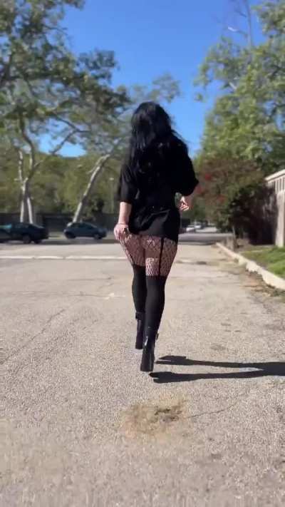 Goth PAWG Recoil 🍑🥵