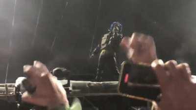 crazy video I got a rolling loud. i have so many. I’m 6’5” and i front & center. Lmk if you wanna see more 😈