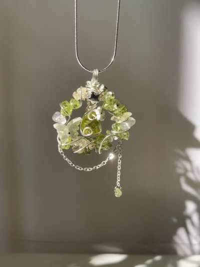 Let the sunlight and breeze dance with it.