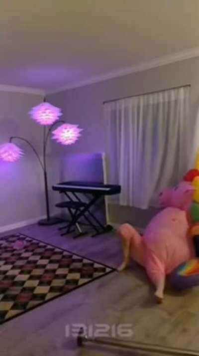 ent era isso q o unicornio fazia no cinema?!...