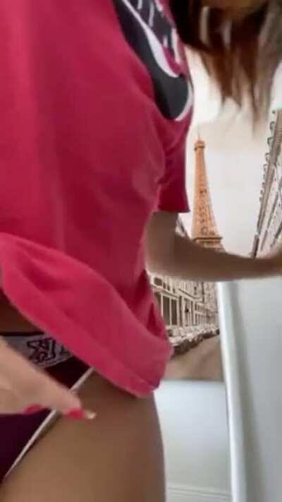 Old vid don’t know who she is