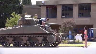 Nobody likes gold diggers...