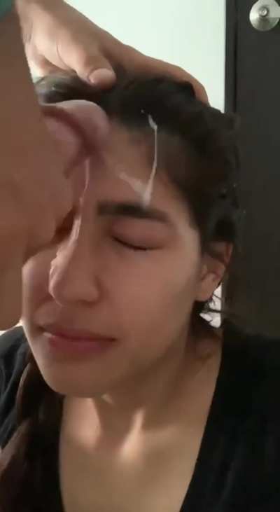 I gave this cheating slut her first facial. Let’s hope her boyfriend doesn’t see this 😈 