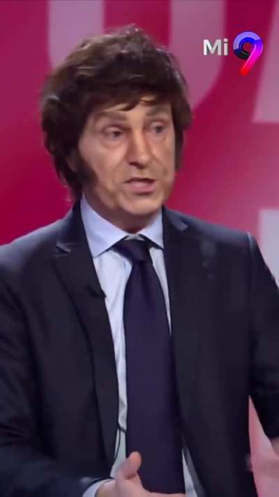 En el programa español El Intermedio, el conductor 