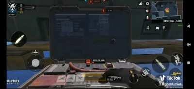 Un Ninja defuse a un ninja defuse