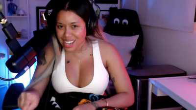 Big Titty Boze 