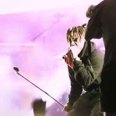 A cool edit I found on tik tok. 🖤999🖤