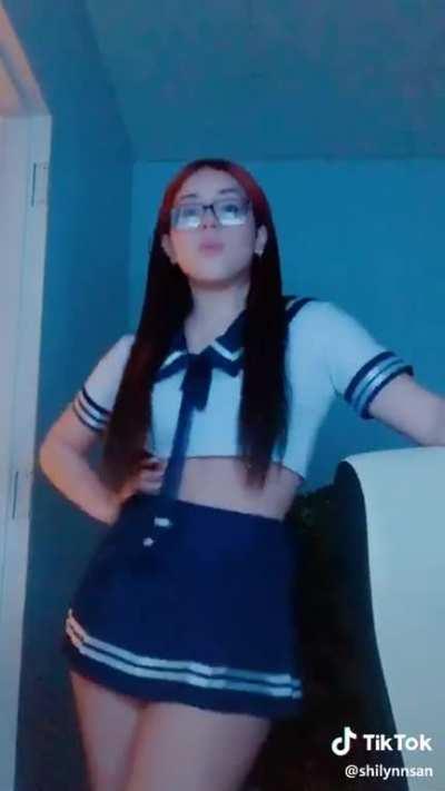 thick schoolgirl