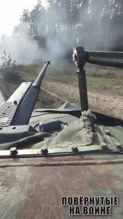 Russians return fire on an Ukrainian ambush in Kreminna.