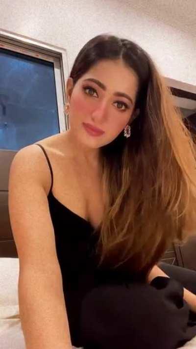 Sudipta banerjee hot 💦💦💦