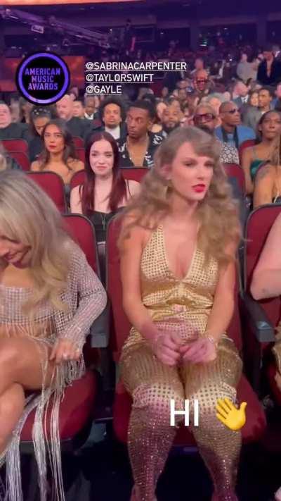 Tay with Sabrina Carpenter 🤤