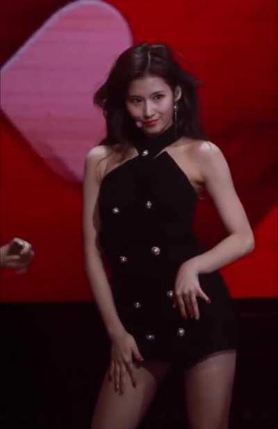 171229 Powerful Sana