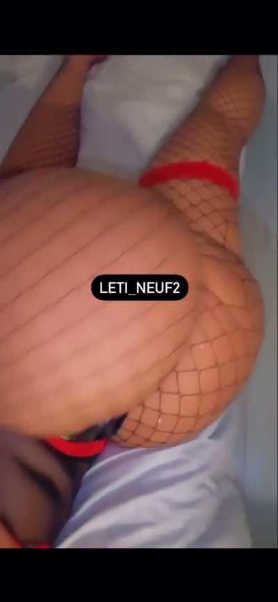 Morrocan fat ass leak