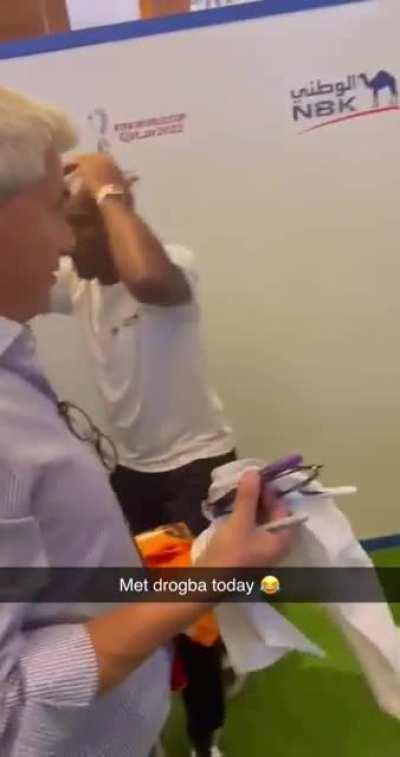 Kid trolls Drogba and gets him to sign an Arsenal jersey