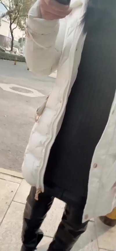 Go outdoors, Then go home and cum all over the pie.