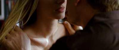 Kira Miró Big Boobs Groped