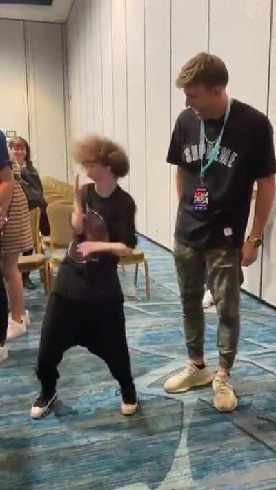 Anyone wanna dance battle??