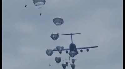 'MURICA F*CK YEAH! Comin' again to save the motherf*ckin' day, yeah.