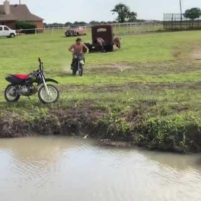 that landing is some Gta shit right there