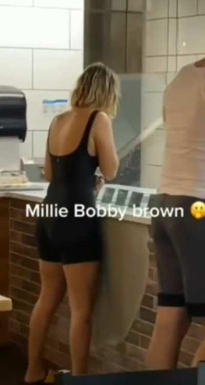 Ice Cream Shop - Slower