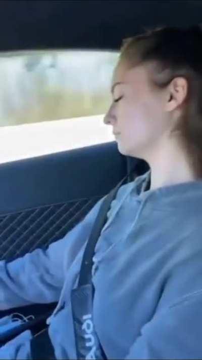 Eu voltei, desculpem a demora meu honrados cozinheiros de memes.