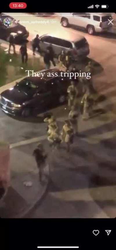 God damn 😬 The FBI was rolling deep in Oblock last night, they up to something