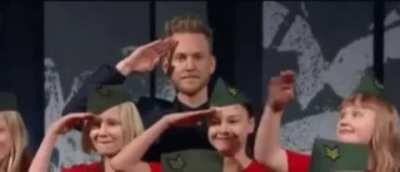 Ohhh, the other salute