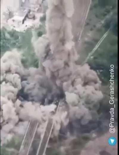 The 8th Regiment of Special Forces, together with the NMU and 15 GU UVKR SBU, in order to stop the offensive of the Russian armed forces in the direction of Severodonetsk and Lisichansk, Luhansk region, destroyed railway bridges captured by the enemy. - P