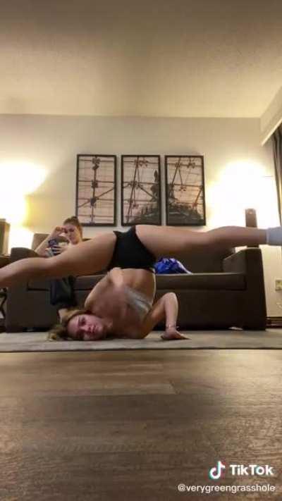 Watch the whole thing🥵