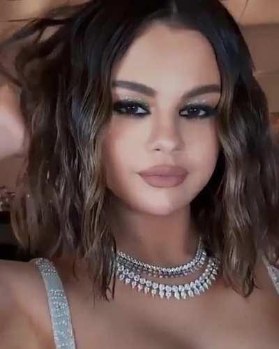 Glorious melons boobs selena gomez....