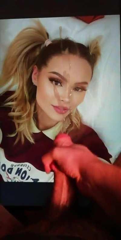 covering talia in cum 😈💦