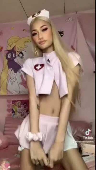 I'm here for your house call ^_^