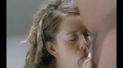 Anapola Mushkadiz in Batallo en el cielo (2005)