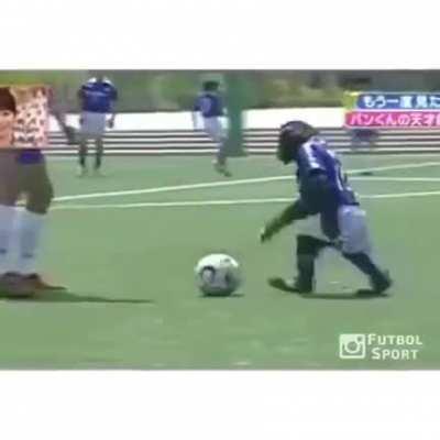 Monke dribbling