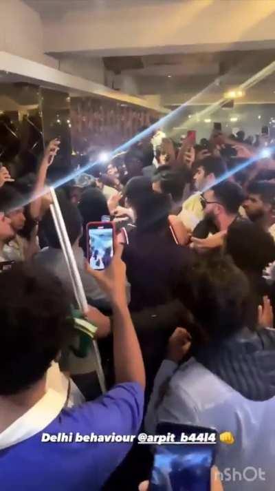 Kalesh b/w YT streamer Arpit Bala and a Girl with her Gang during his Concert in Koramangala, Bengaluru Yesterday