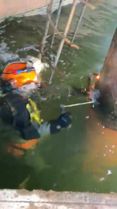 ”Underwater” welding.